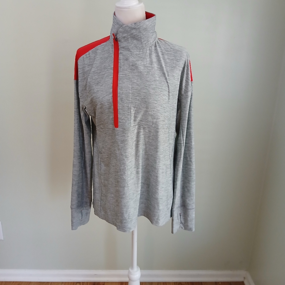 2/$15 Under Armour 1/2 Off Center Zip Loose Pullover Top